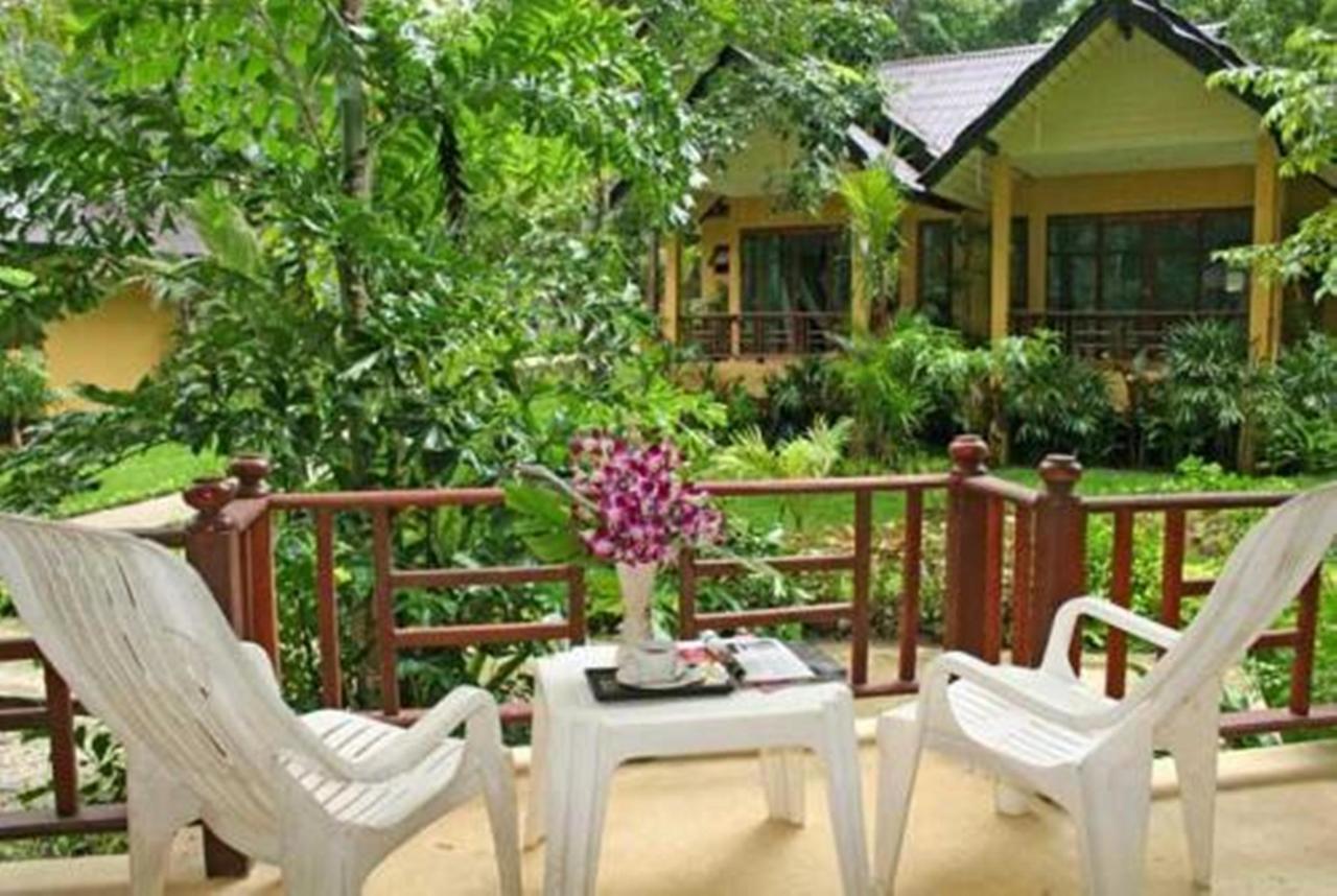 Tonsai Bay Resort Pokoj fotografie